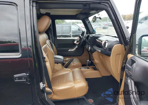 2012 Jeep Wrangler Unlimited Sahara z USA, uszkodzony, nr VIN 1C4BJWEGXCL133091